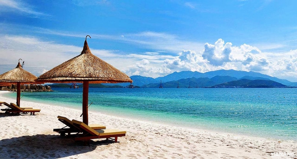 Stella Maris Beach Da Nang 66/72