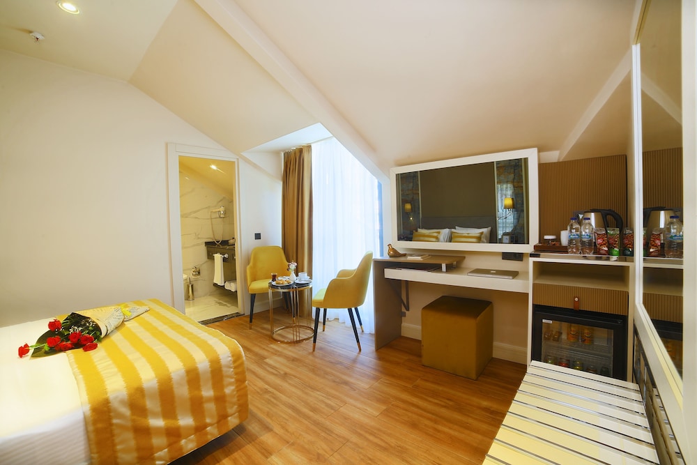 Icon Hotel Taksim 37/50