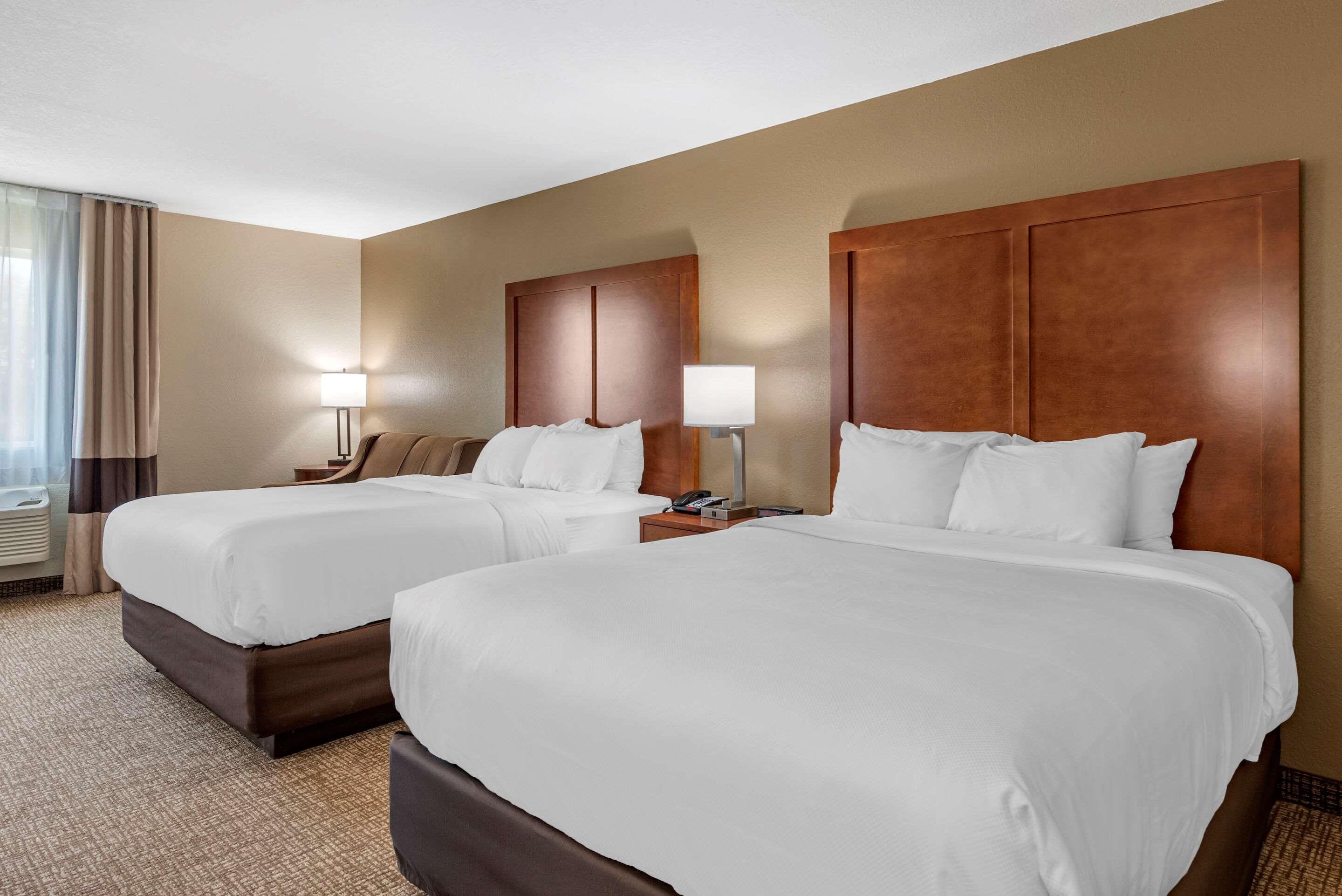 Upgrade, Efficiency, Suite, 2 Queen Beds