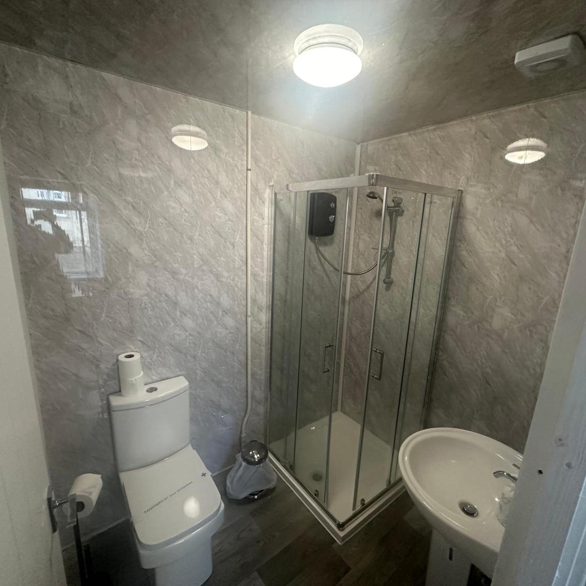 Luxe Hotel Blackpool 17/21