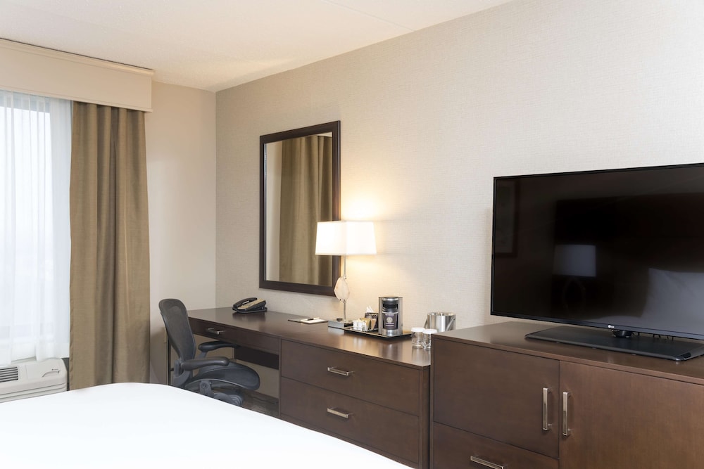 Doubletree By Hilton Pleasant Prairie Kenosha 44/48