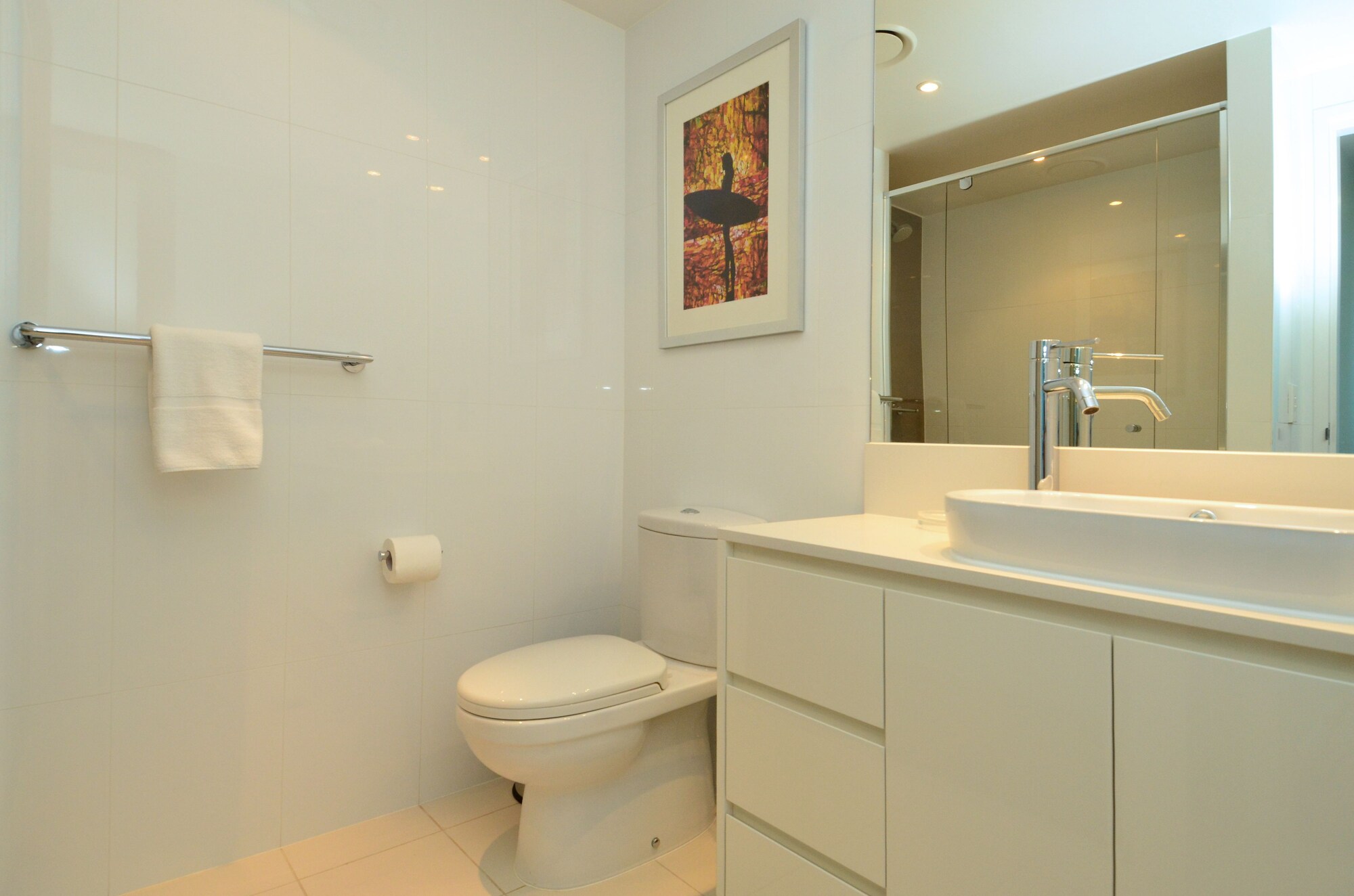 2 Bedrooms, Apartment, King Bed, 2 Bathrooms، Orchid Residences - HR Surfers Paradise 4/5