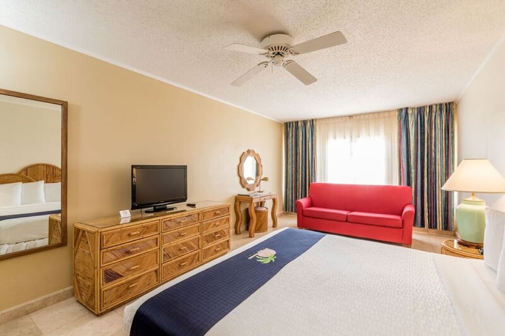 Caribbean Palm Village Resort 24/45
