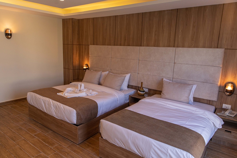 Suite, Queen Bed, Pyramids View, Balcony، Nine Pyramids View Hotel 3/7