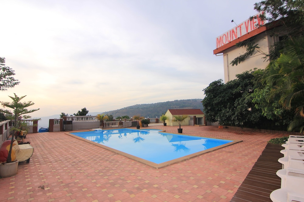 Mount View Executive 47/50