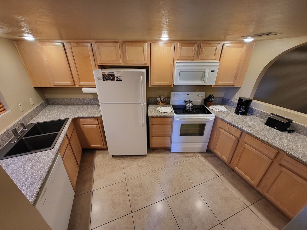 Villas of Sedona, a VRI resort 10/66