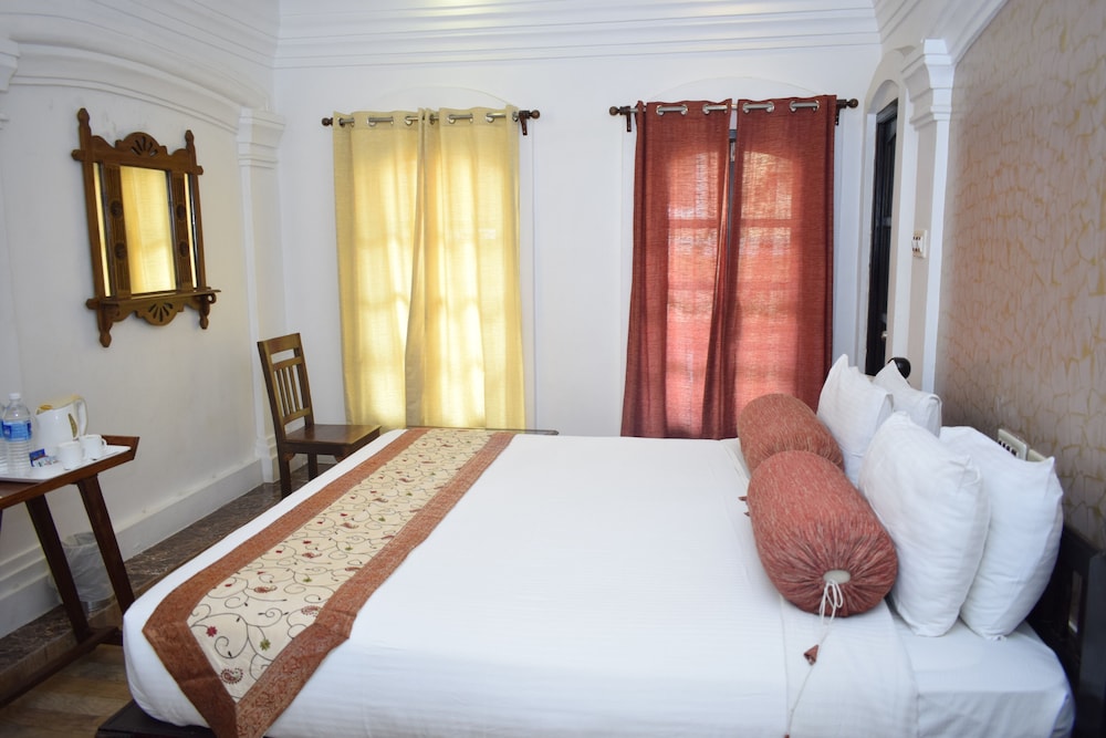 Le Chateau - A Heritage Boutique Hotel 18/72