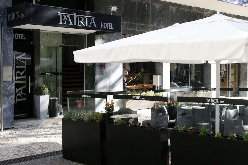 Patria Hotel 3/43