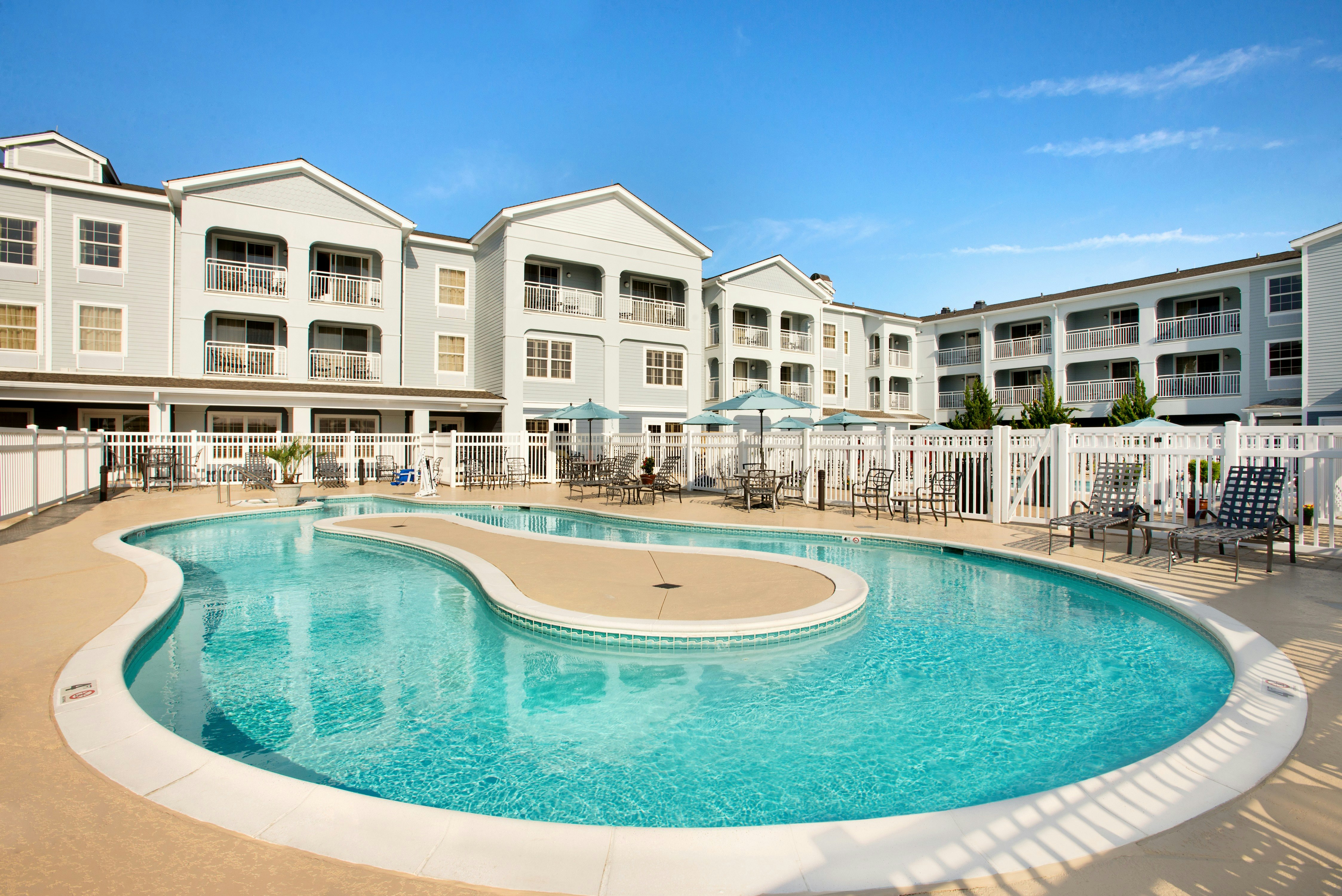 Hampton Inn & Suites Outer Banks Corolla 28/29