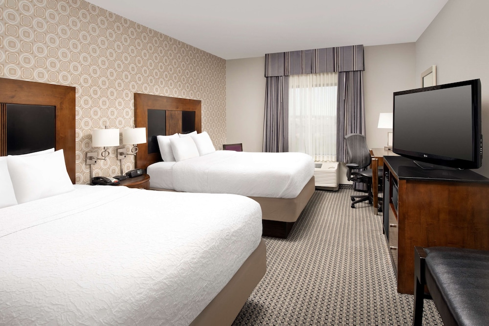 Hampton Inn and Suites Tupelo Barnes Crossing 16/50