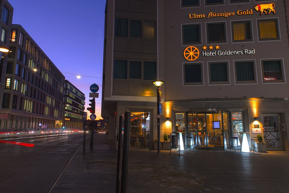 Goldenes Rad 6/33