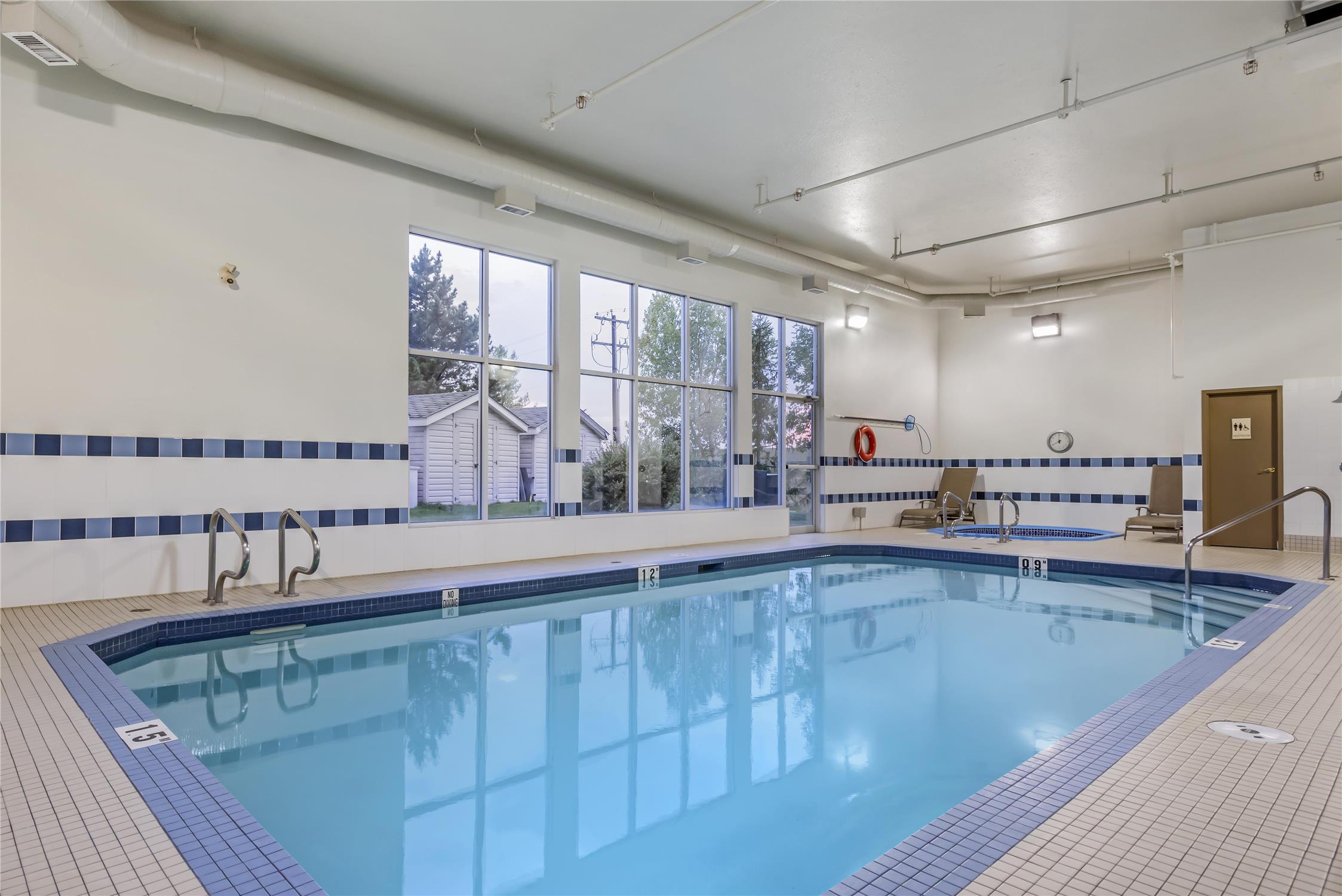 Best Western Plus Red Deer Inn and Suites 31/61