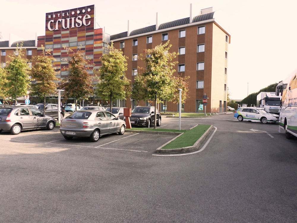 Hotel Cruise 65/73
