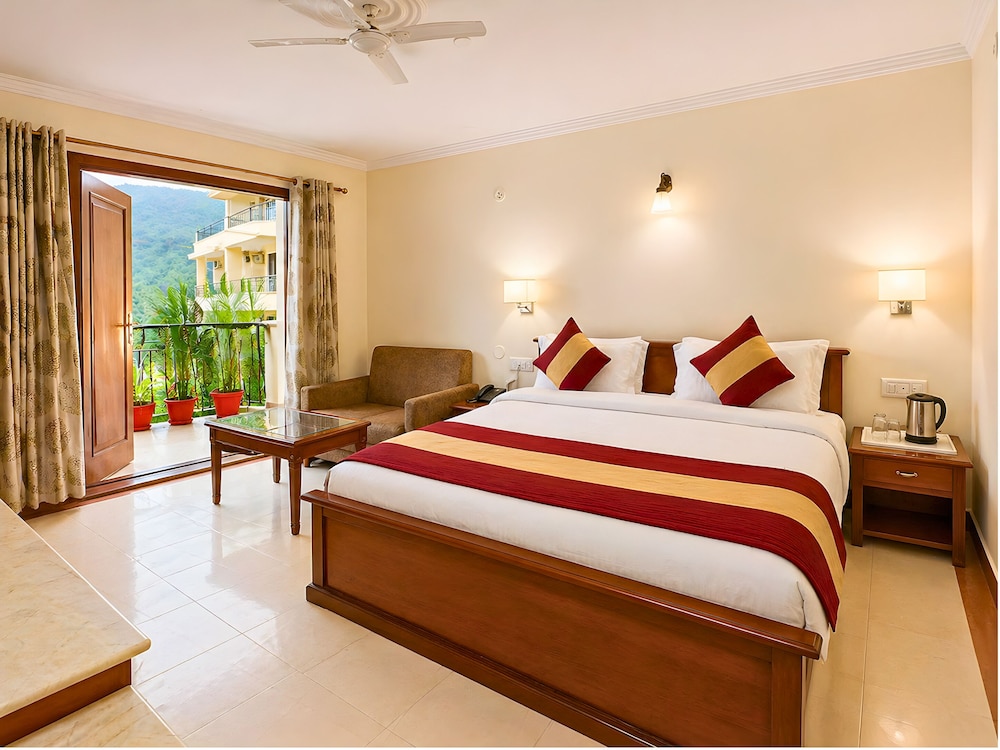 Riverside Resort 19/49