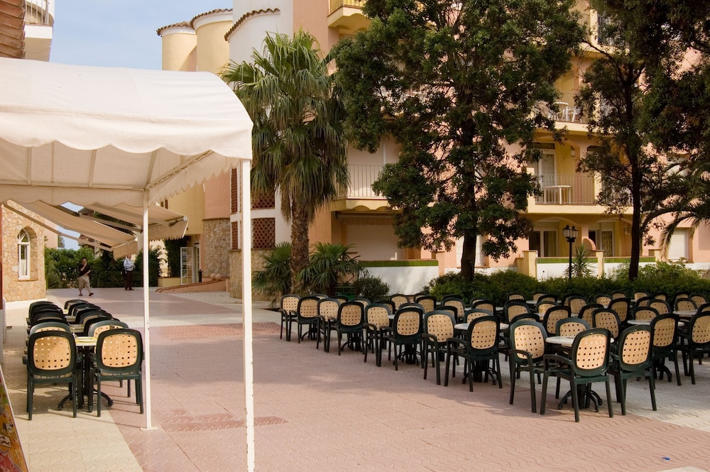 Apartments Comte D Empuries 30/50