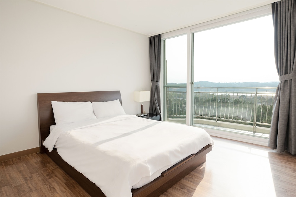 Kensington Resort Seorak Beach 10/49