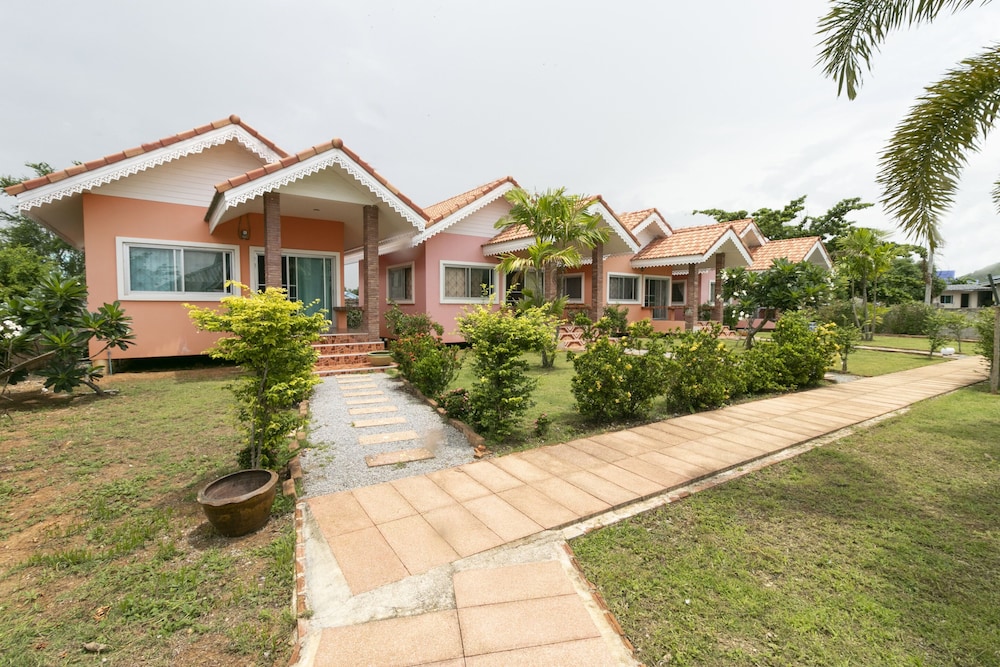Sansuk Resort 39/45