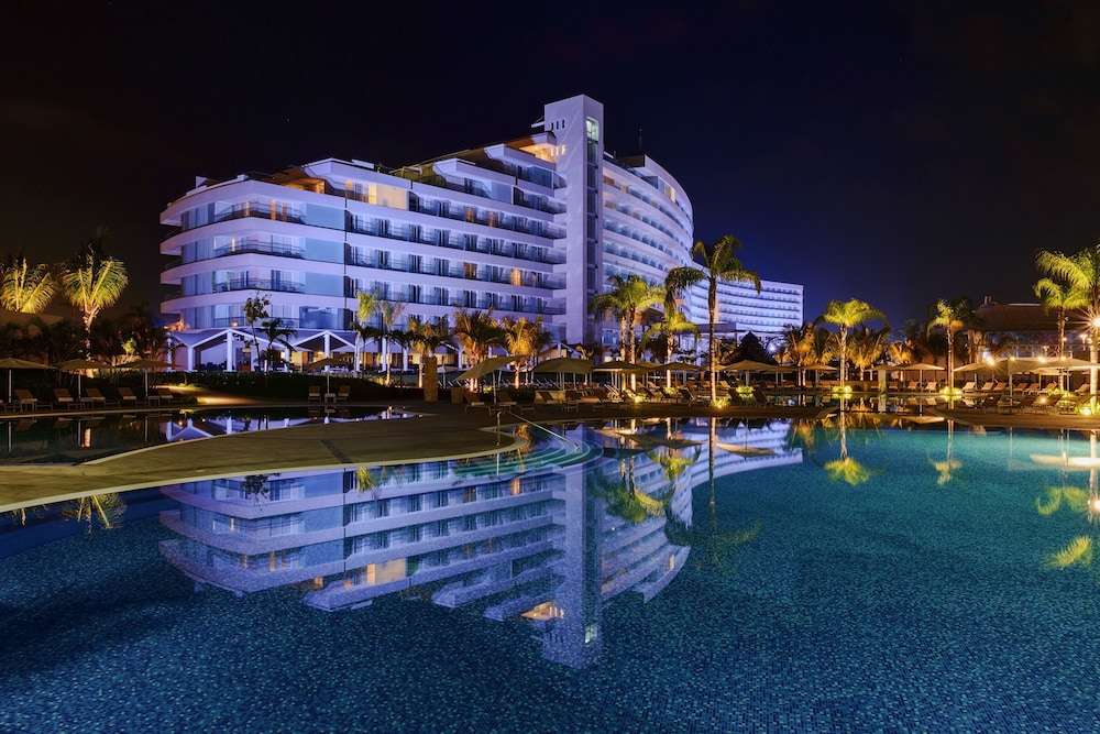 Palacio Mundo Imperial in ACAPULCO