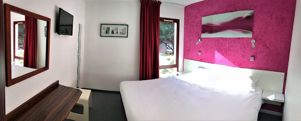 Halt hôtel 14/50
