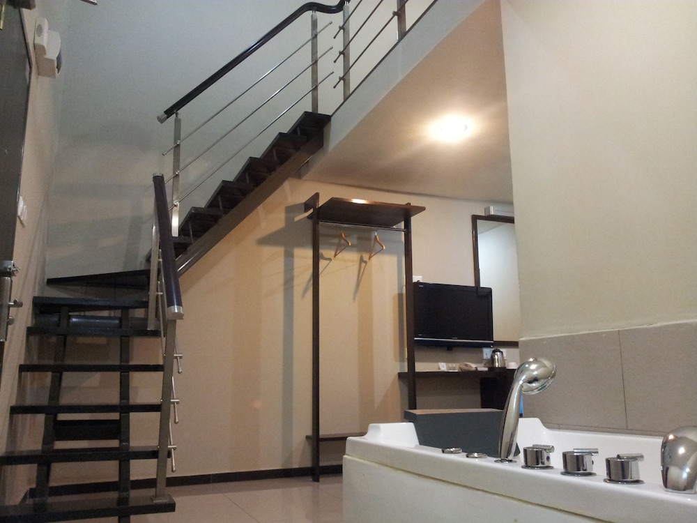 Hotel 99 - Bandar Botanik Klang 48/65