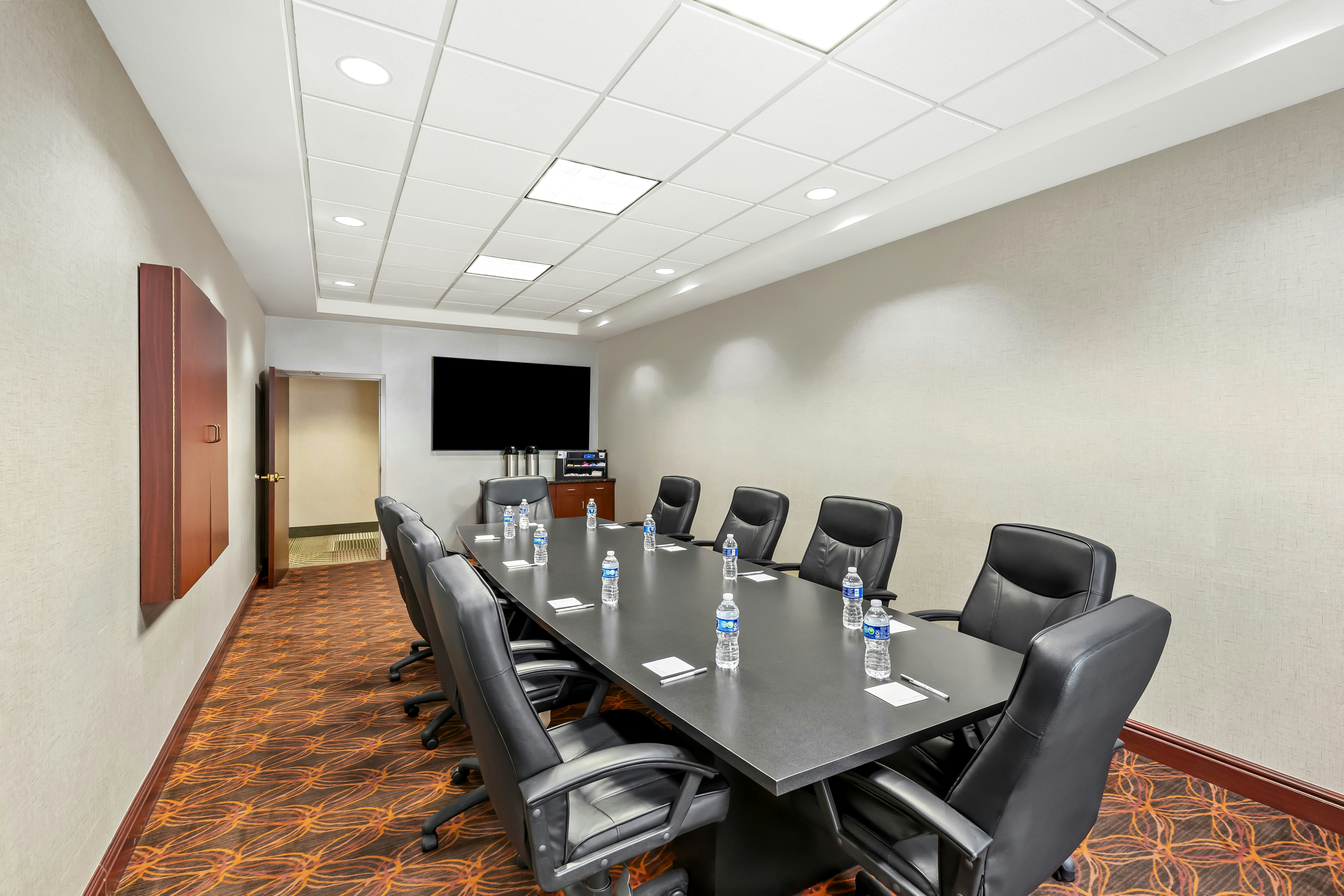 Hampton Inn & Suites Grove City 32/39