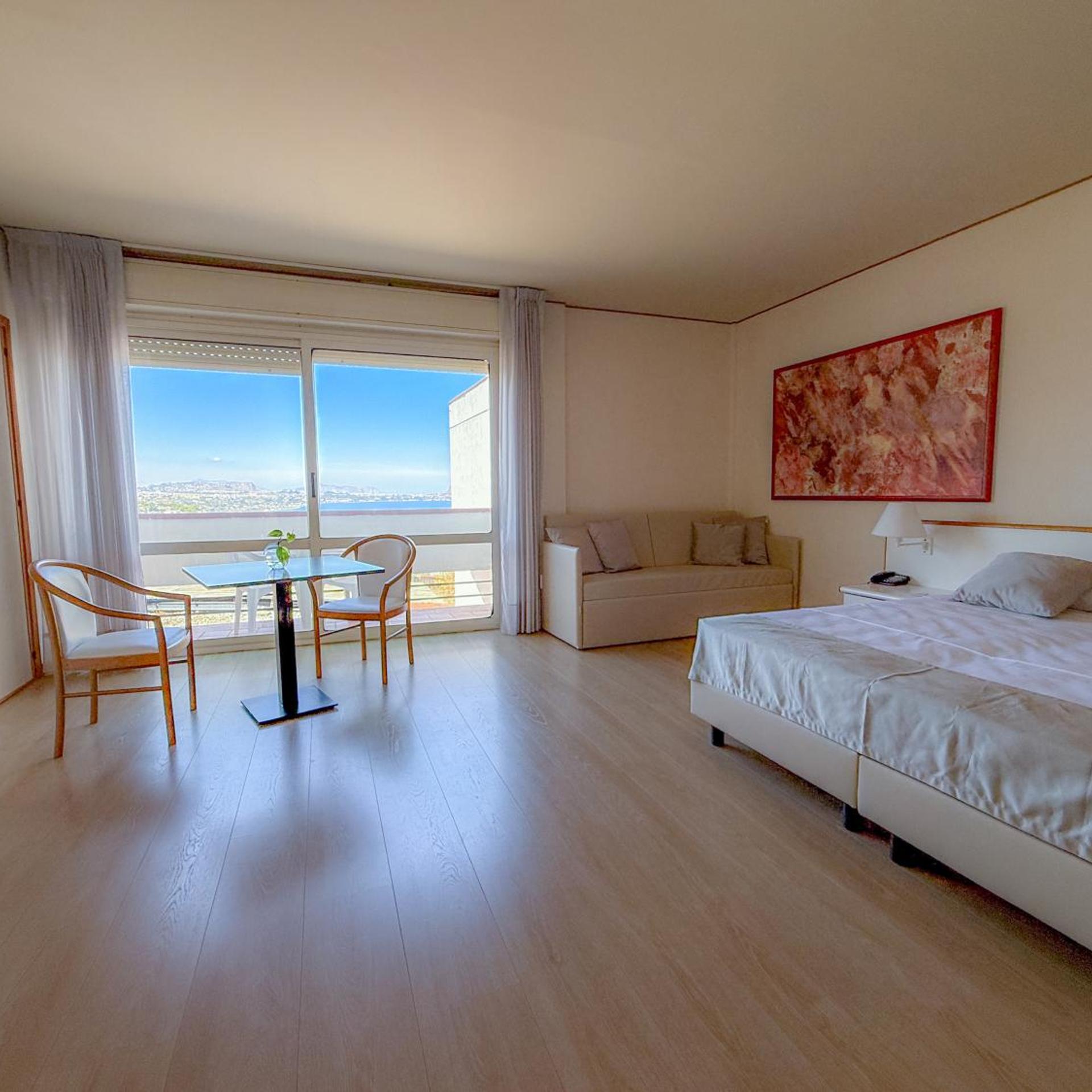 غرفة رباعية، Torre Normanna 2/6