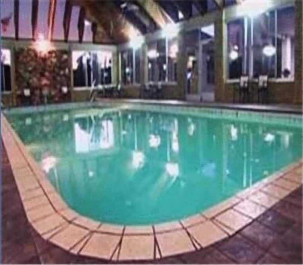 Parkside Inn Bridgeview 44/59