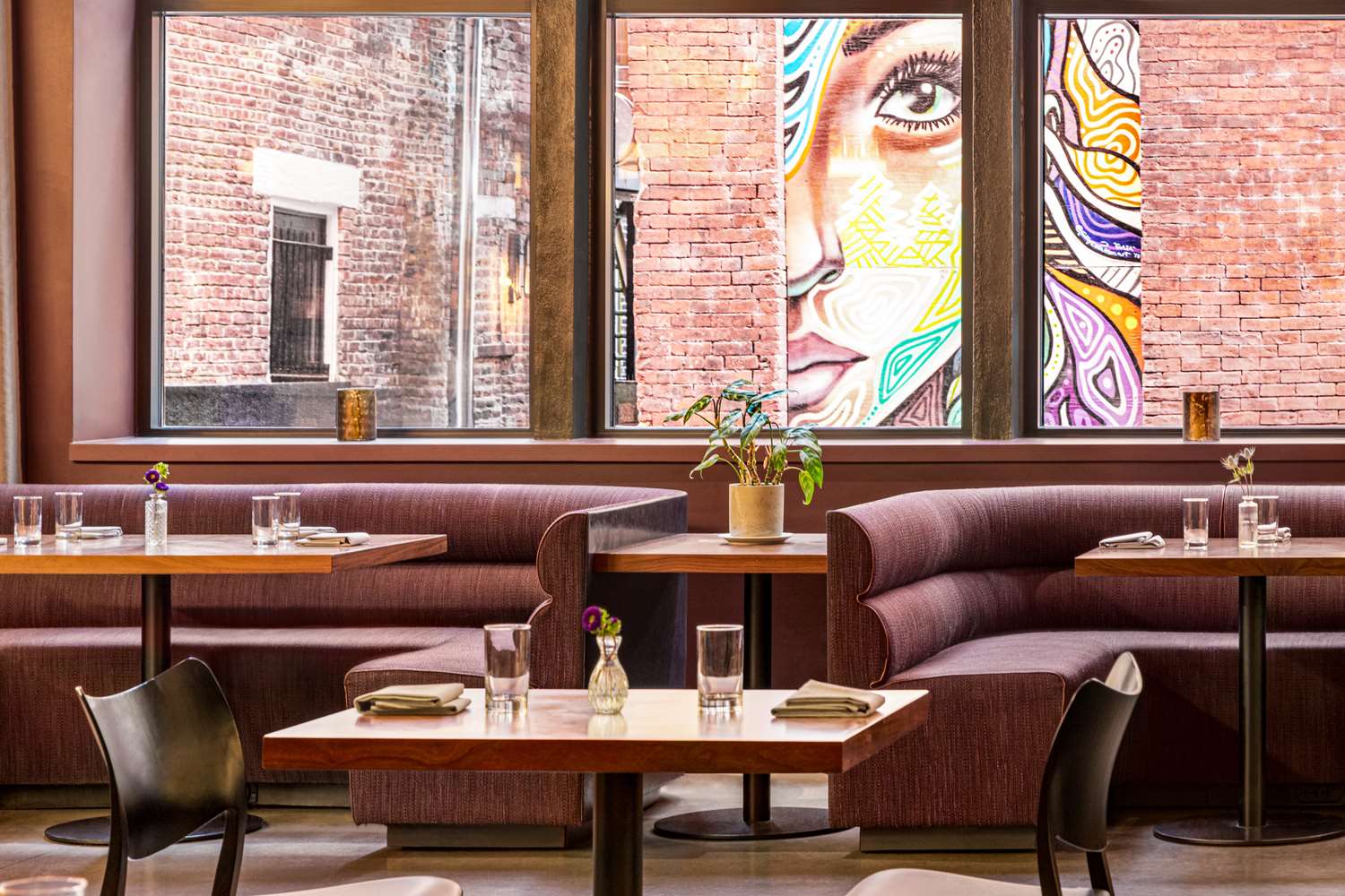 The Bankers Alley Hotel Nashville Tapestry Collection by Hilton 7/13
