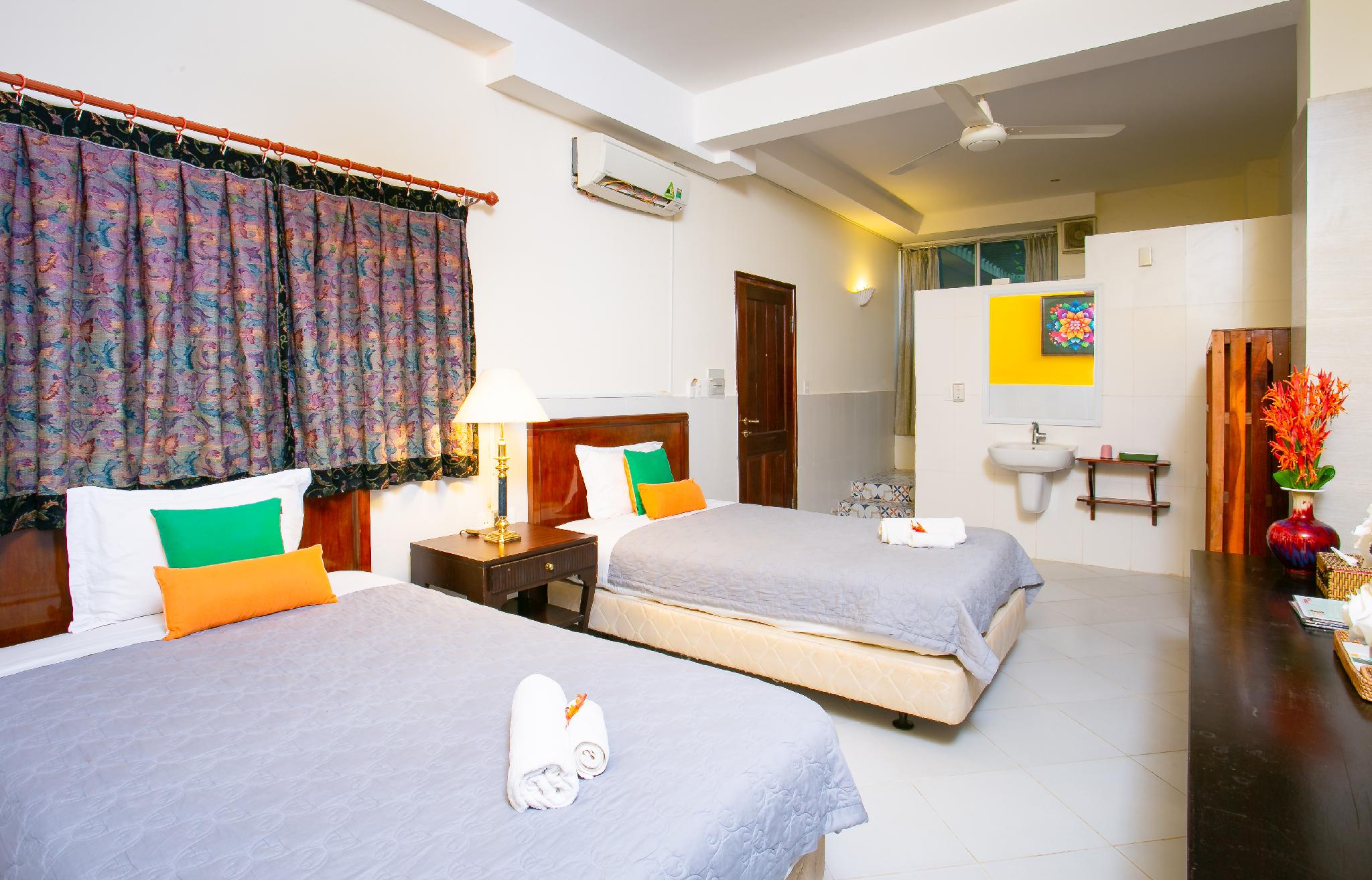 Garden, Deluxe, Twin Beds