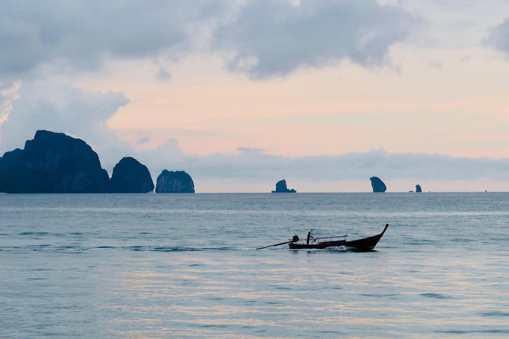 Holiday Ao Nang Beach Resort Krabi 45/50