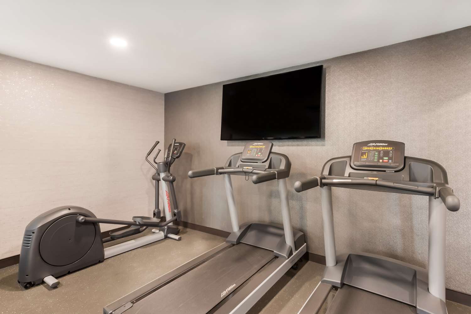 Best Western Fishkill Inn and Suites 26/53