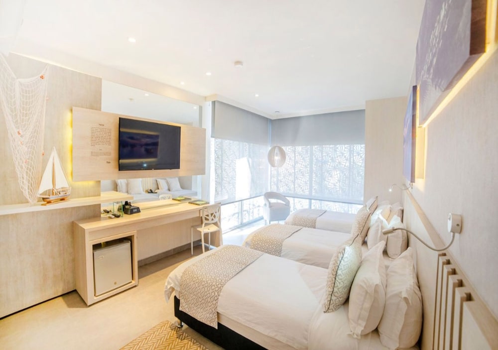 Perla Suite Hotel 23/64