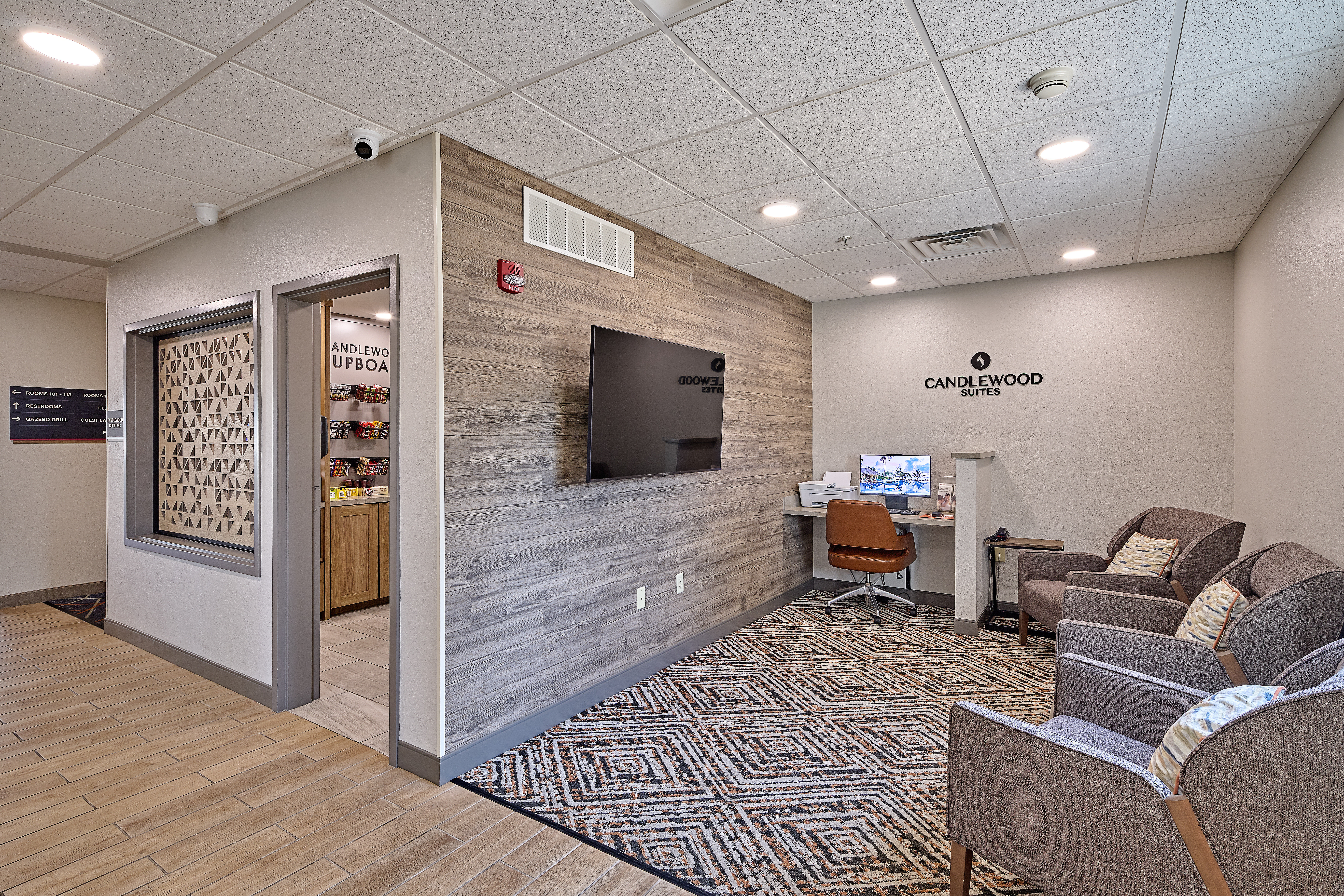Candlewood Suites Peoria At Grand Prairie 30/50
