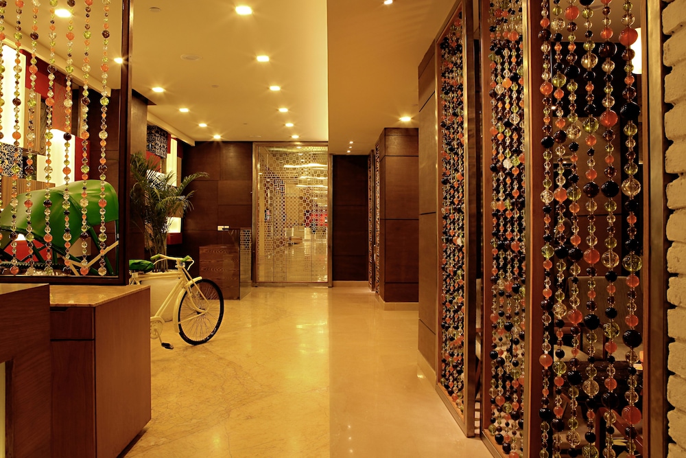 Lobby at The Metropolitan Hotel Spa, DELHI