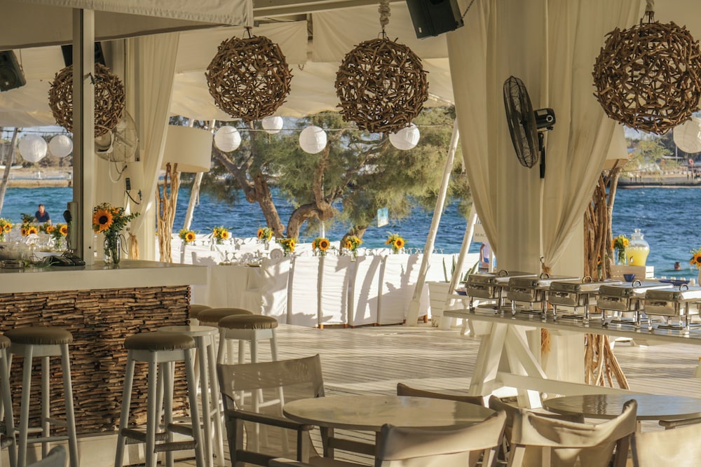 SANTANA BEACH 32/48