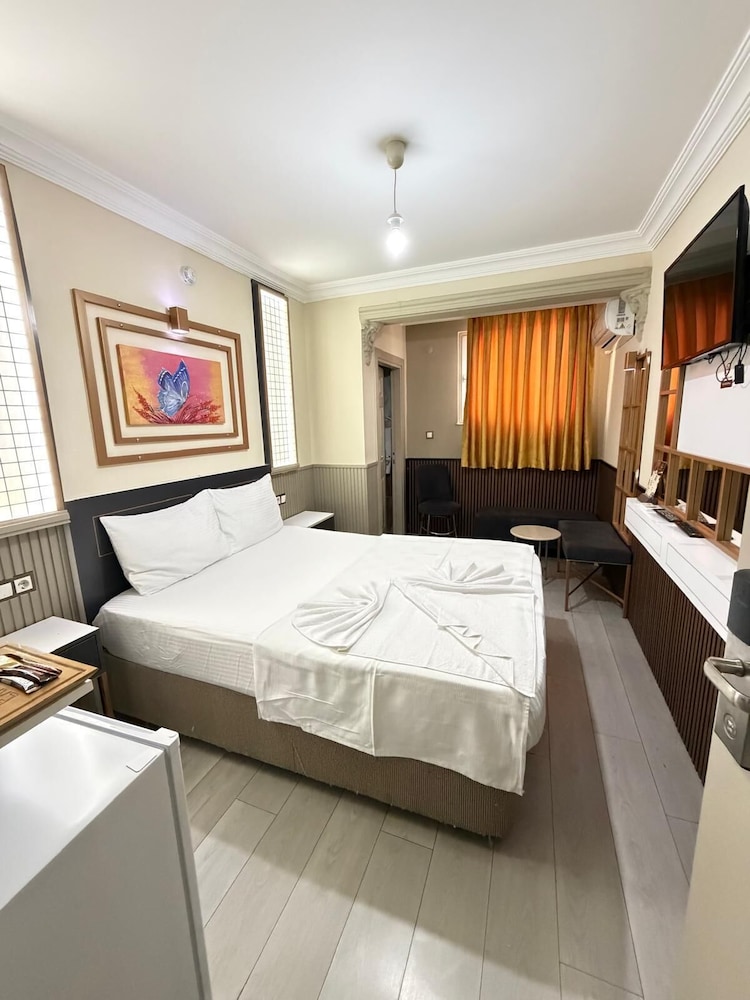 STANDARD, DOUBLE BED
