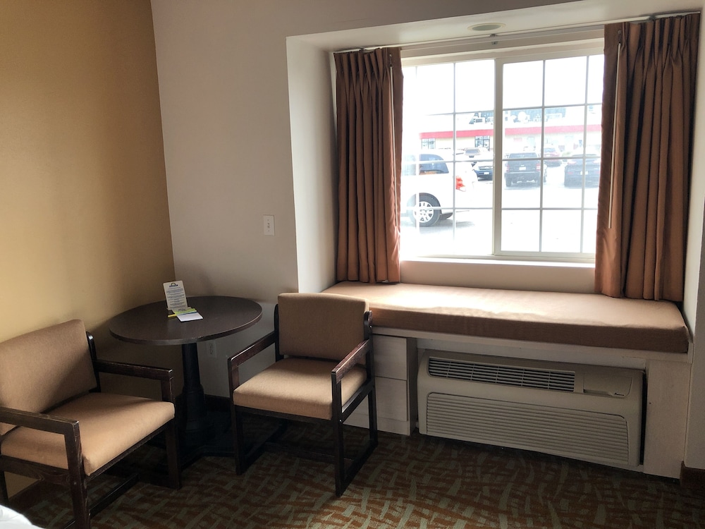 Days Inn & Suites By Wyndham Spokane Airport Airway Heights 24/41