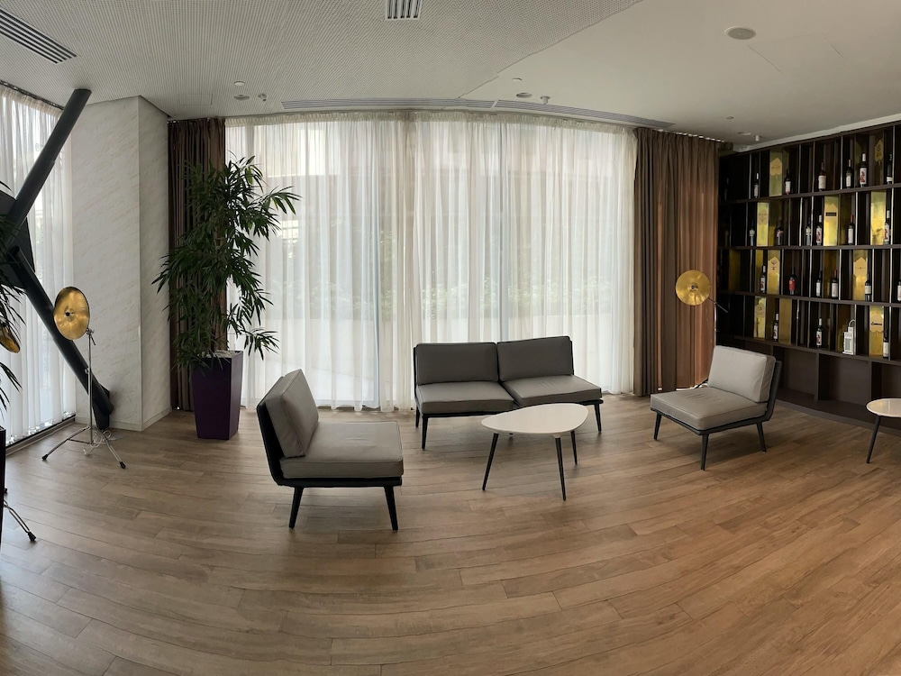 Mercure Bucharest City Center 51/69