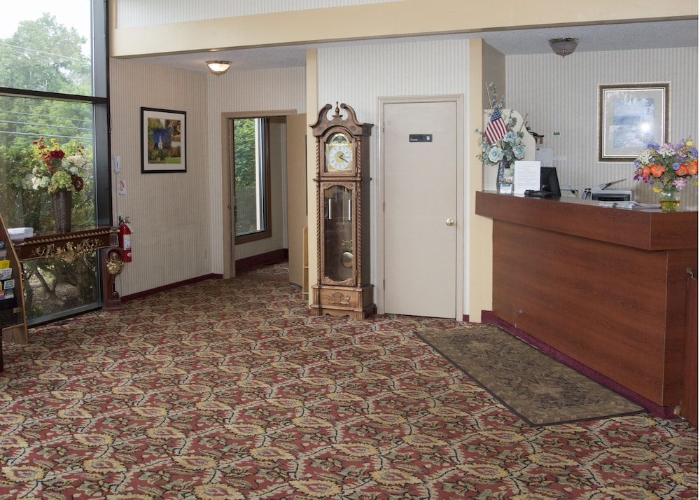 Hampton Falls Inn 6/44