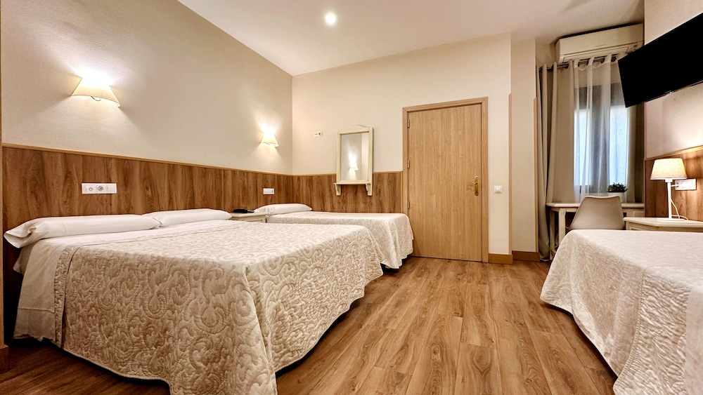 Hostal Toledo 13/50