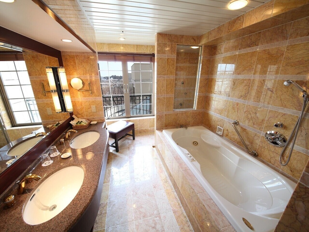 Mito Plaza Hotel 45/70