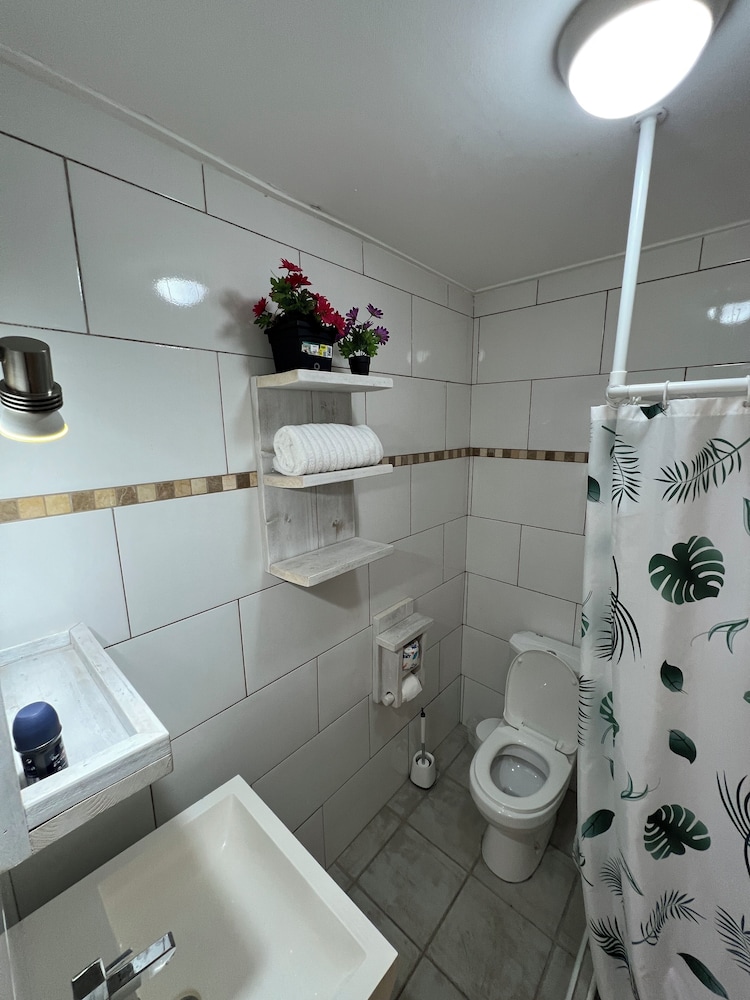 Mustique Suites Curacao 48/50