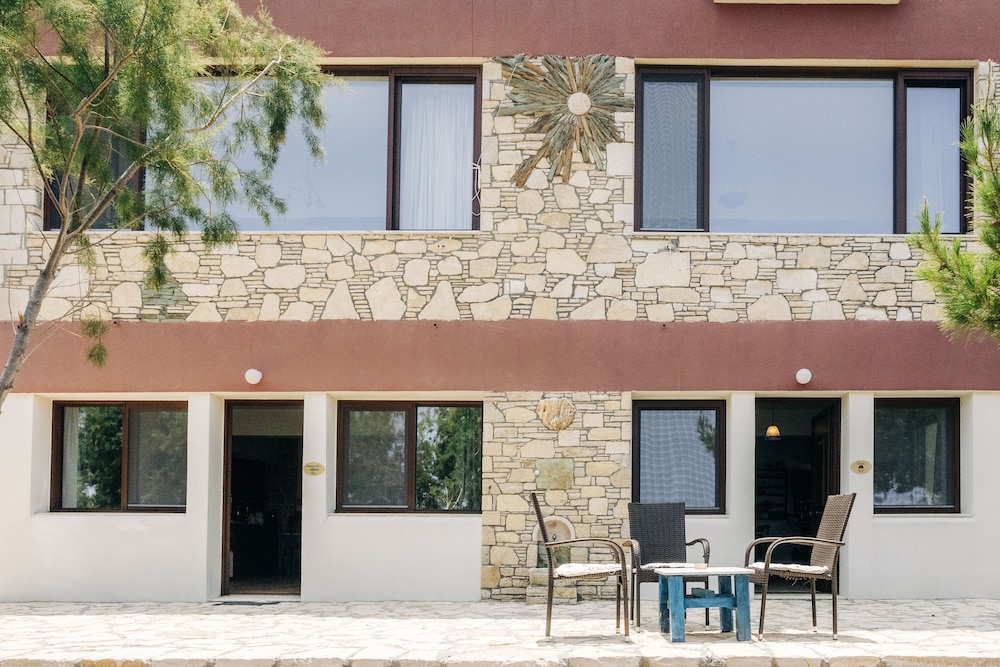 VILLA ILIATORAS 1/31