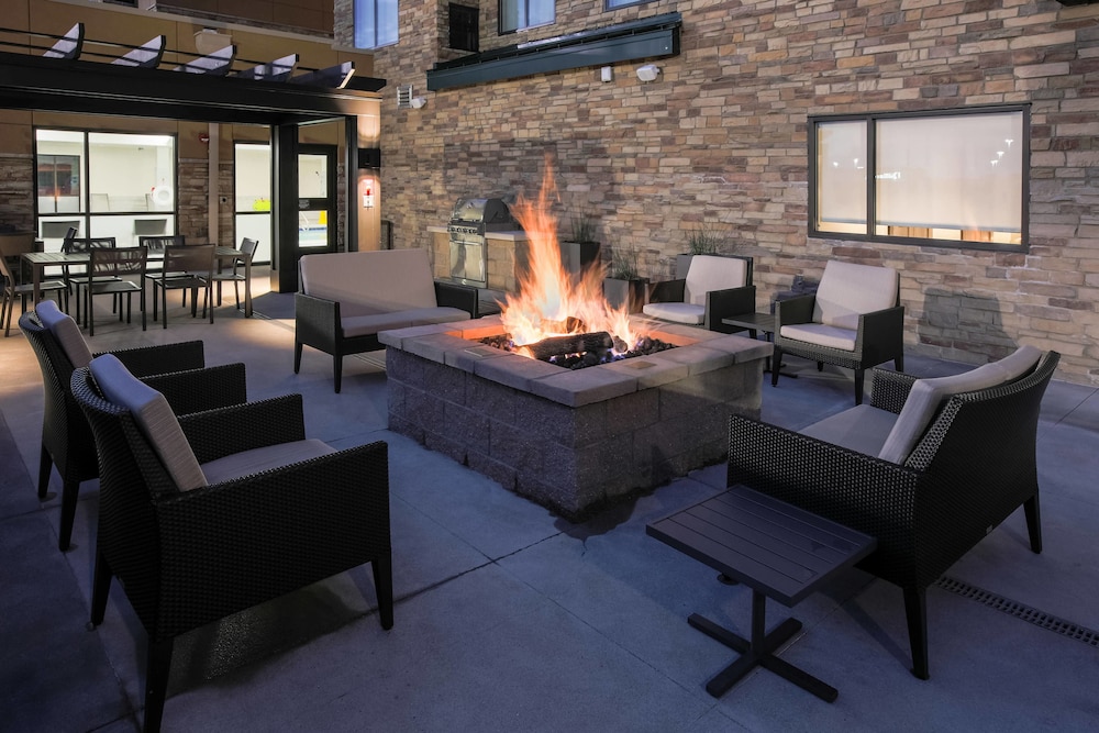 Residence Inn By Marriott Louisville East/Oxmoor 26/48