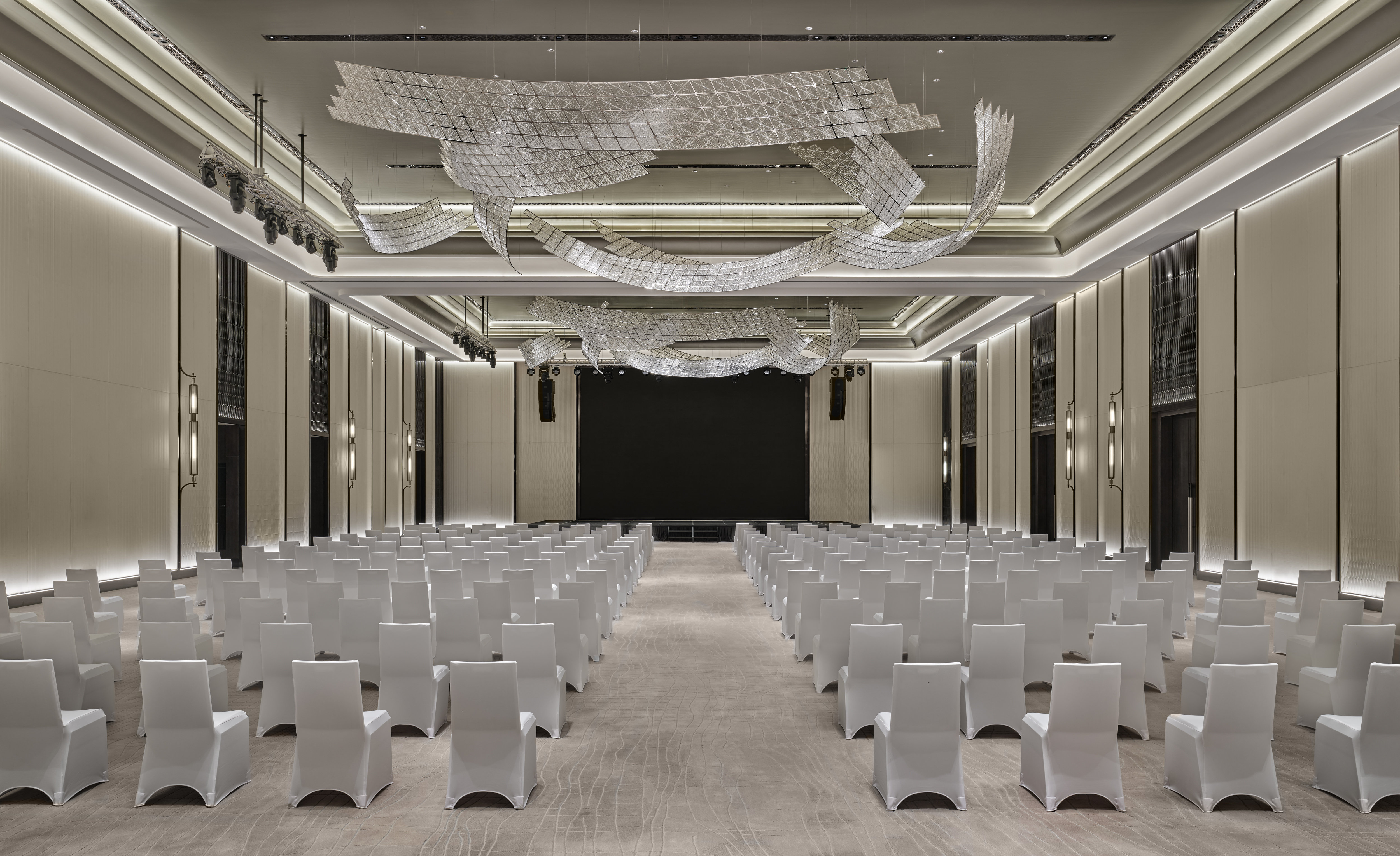 InterContinental Shenzhen WECC 37/50