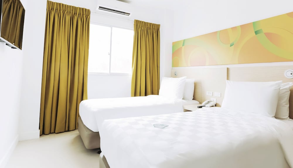 Go Hotels Manila Airport Road 13/29