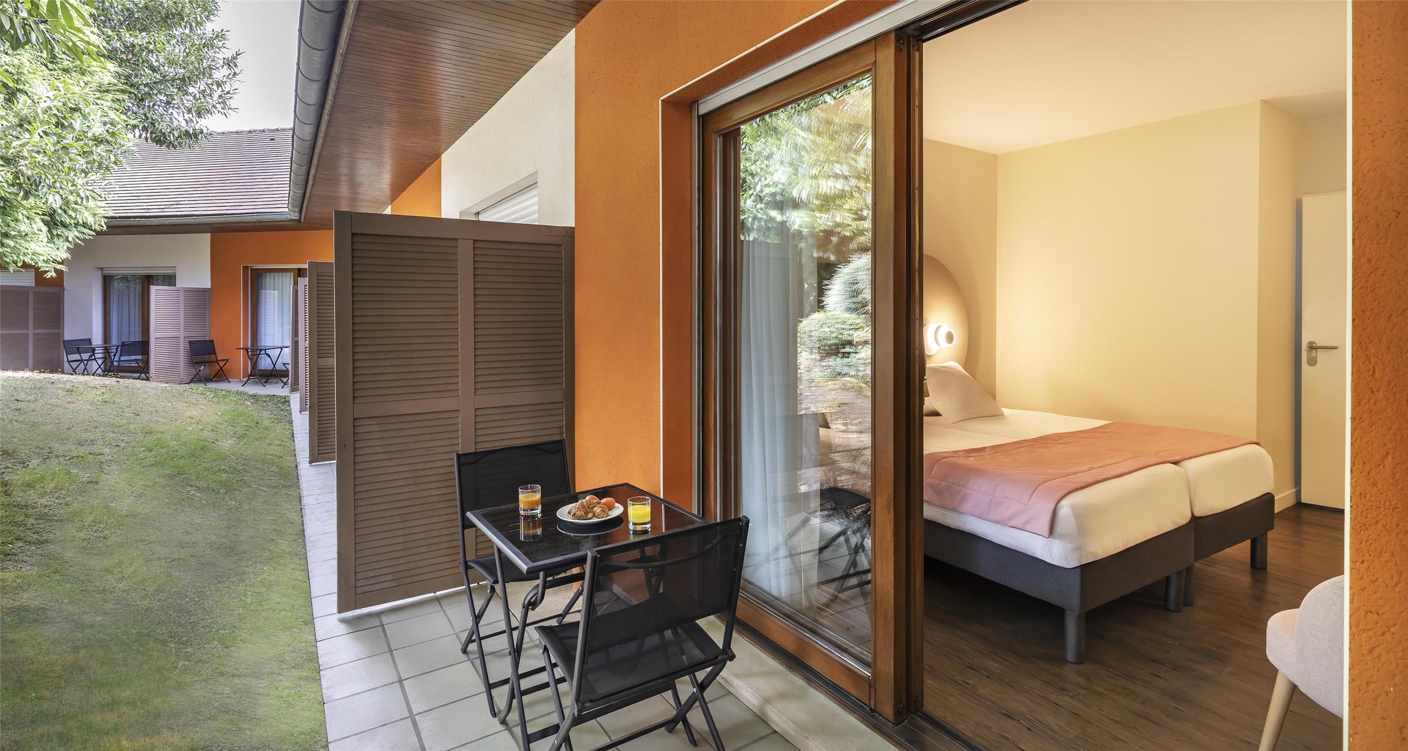 Sure Hotel by Best Western Saint-Quentin Ouest 8/26