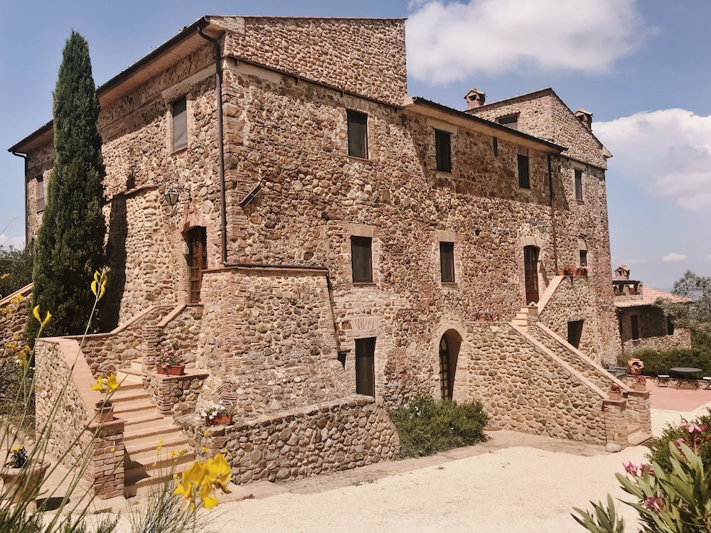 Tenuta Fattoria Vecchia in Roccalbegna