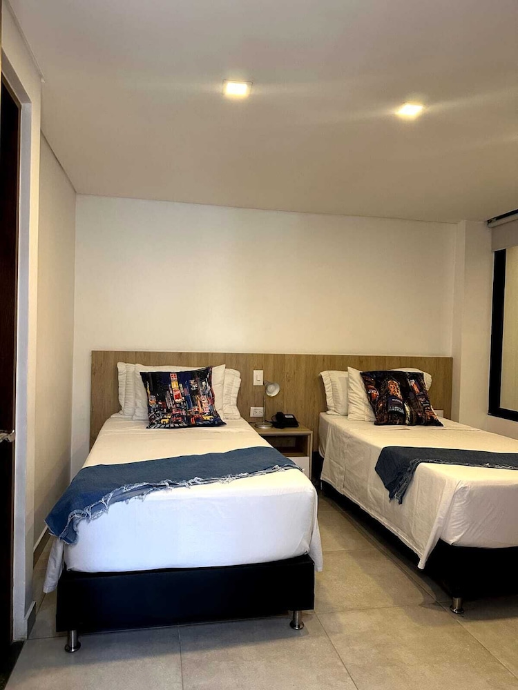 Hotel Zona Verde 4/43