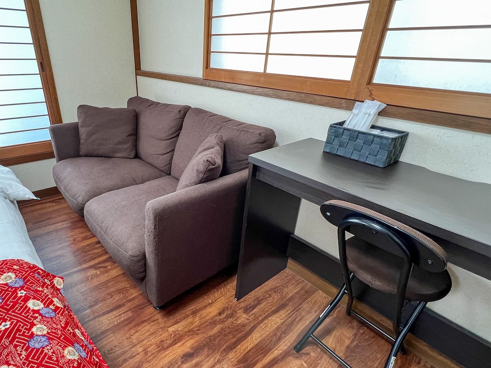 Hondori Inn 40/60